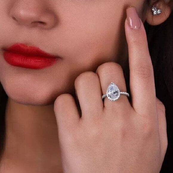 NEW 14k White Gold Teardrop Diamond Ring Pear Cut Ring - Picture 4 of 5